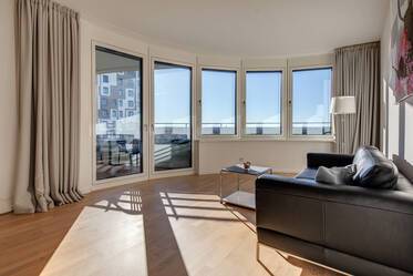 高級賃貸住宅: 最高級の家具および諸設備 マンション 場所： Obersendling