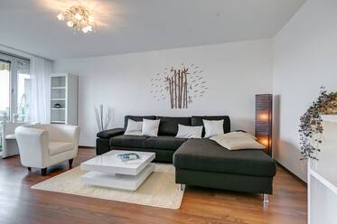 とても美しくしつらえられた マンション 場所： Moosach