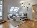 アティック・フラット（屋根裏） München Trudering 02 リビングルーム 10283