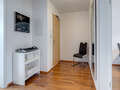 アティック・フラット（屋根裏） München Trudering 02 玄関入り口 10283