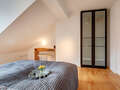 アティック・フラット（屋根裏） München Schwabing-Nord (zw. Belgrad- & Leopoldstraße) 03 寝室 10759