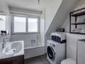 アティック・フラット（屋根裏） München Großhadern 01 浴室 11784