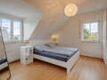 アティック・フラット（屋根裏） München Lerchenau 01 寝室 12556