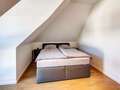 アティック・フラット（屋根裏） Aschheim 02 寝室 13679