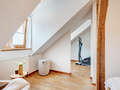 アティック・フラット（屋根裏） München Dreimühlenviertel 03 1. 寝室 14505