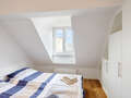 アティック・フラット（屋根裏） München Schwabing 01 寝室 5576