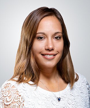 ニコール・ カウフマン ニコール・ カウフマン