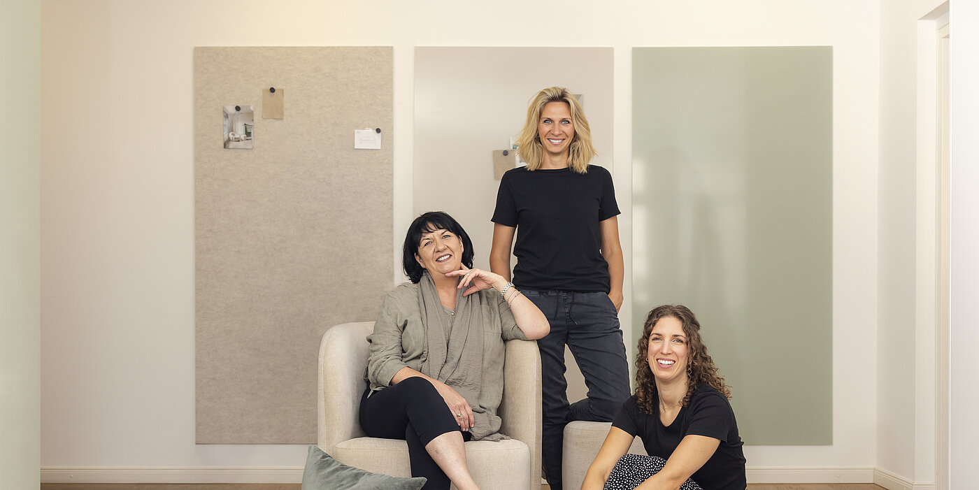 Zu sehen ist das Mr. Lodge Team für Interior Design und Home Staging