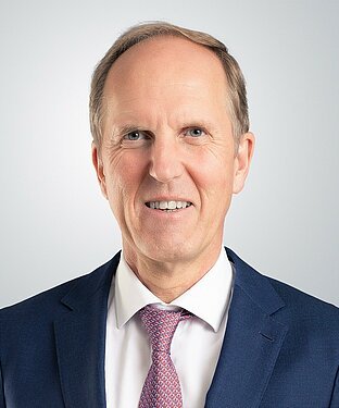 ノルバート・ フェアブッヘルン ノルバート・ フェアブッヘルン