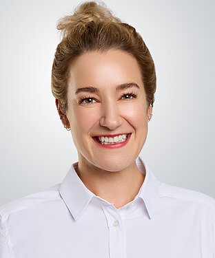 ペトラ・ シュミット ペトラ・ シュミット