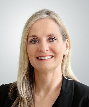 ジャクリーン・ ザウレン ジャクリーン・ ザウレン