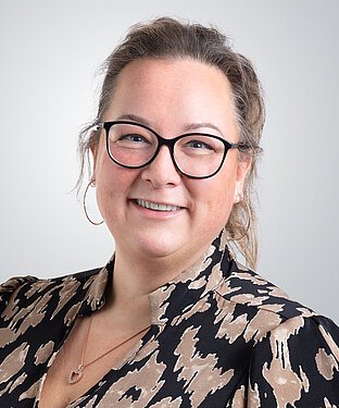 ザビーネ・ フォン デア フォルスト ザビーネ・ フォン デア フォルスト